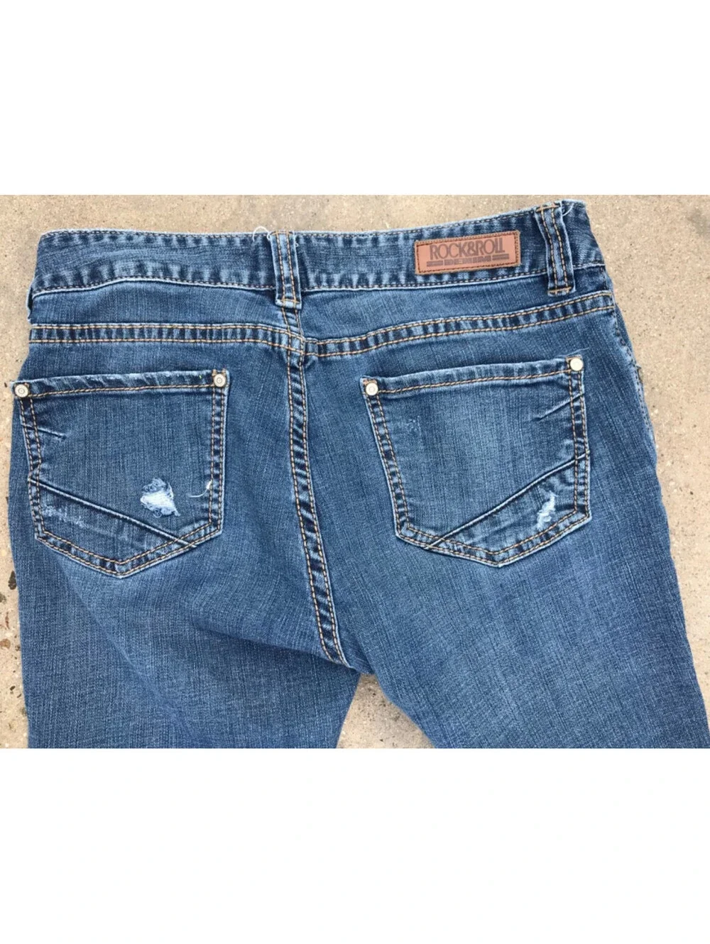 Rock & Roll Cowgirl Mid Rise Straight Embroidered Cuffs Distressed Jeans Size 30